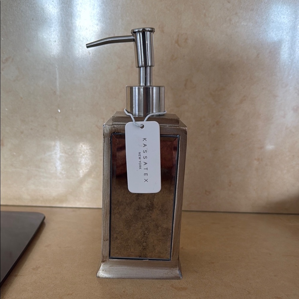 Kassatex Silver Soap Dispenser
